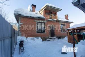 Дом 204м&sup2;, 3-этажный, участок 8 сот.  