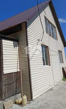 Дом 69м&sup2;, 2-этажный, участок 6 сот.  