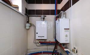 Дом 400м&sup2;, 3-этажный, участок 6 сот.  