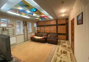 Дом 380м&sup2;, 2-этажный, участок 13 сот.  