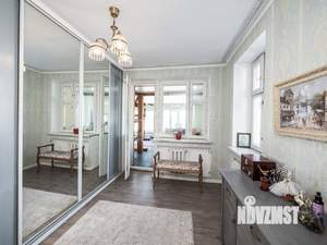 Коттедж 450м&sup2;, 3-этажный, участок 10 сот.  