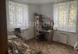 Дом 61м², 2-этажный, участок 9 сот.  
