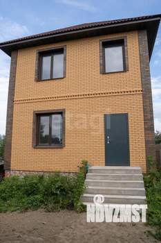 Дом 180м&sup2;, 2-этажный, участок 7 сот.  