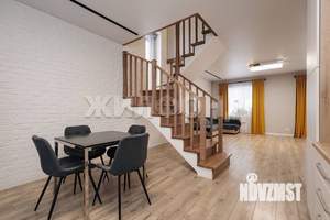 Коттедж 120м², 2-этажный, участок 6 сот.  