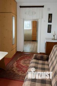 Дом 50м², 2-этажный, участок 8 сот.  