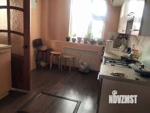 Дом 60м², 2-этажный, участок 5 сот.  