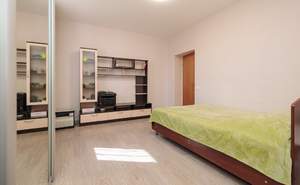 Дом 174м², 2-этажный, участок 6 сот.  