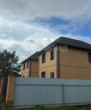 Дом 180м², 2-этажный, участок 3 сот.  