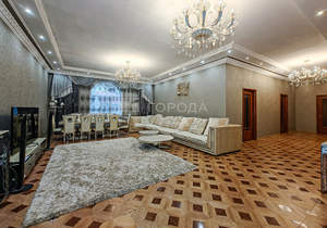 Дом 443м&sup2;, 2-этажный, участок 14 сот.  