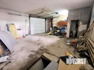 Коттедж 226м&sup2;, 3-этажный, участок 5 сот.  