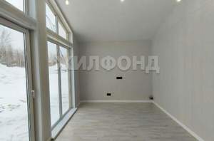 Дом 60м&sup2;, 2-этажный, участок 6 сот.  