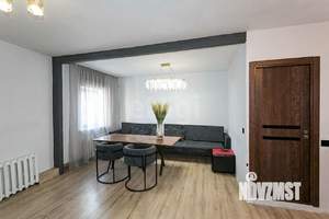 Дом 121м&sup2;, 2-этажный, участок 3 сот.  