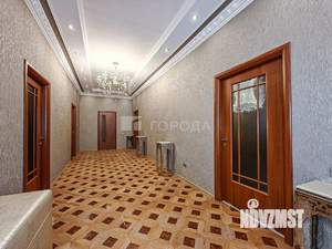 Дом 443м&sup2;, 2-этажный, участок 14 сот.  