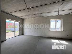 Коттедж 132м², 2-этажный, участок 6 сот.  