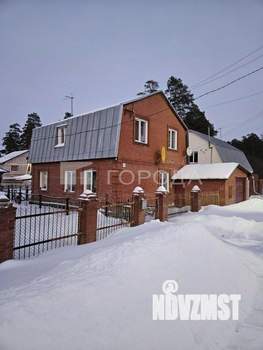 Дом 110м&sup2;, 2-этажный, участок 4 сот.  