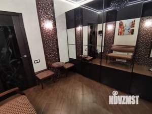 Таунхаус 230м², 3-этажный, участок 3 сот.  