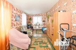 Дом 270м&sup2;, 3-этажный, участок 10 сот.  