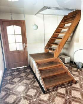 Дом 164м&sup2;, 3-этажный, участок 6 сот.  