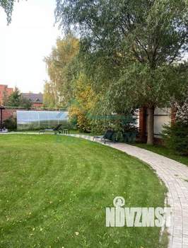 Коттедж 450м², 2-этажный, участок 10 сот.  