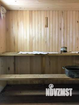 Дом 258м&sup2;, 3-этажный, участок 6 сот.  