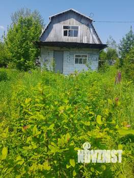 Дом 30м&sup2;, 2-этажный, участок 8 сот.  