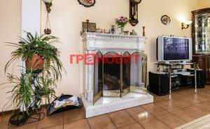 Дом 640м&sup2;, 2-этажный, участок 9 сот.  