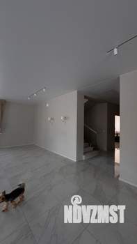 Коттедж 420м&sup2;, 2-этажный, участок 15 сот.  