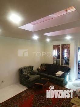 Дом 150м&sup2;, 2-этажный, участок 3 сот.  