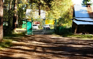 Дом 80м&sup2;, 2-этажный, участок 5 сот.  