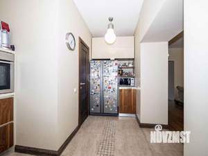 Дом 190м², 2-этажный, участок 5 сот.  