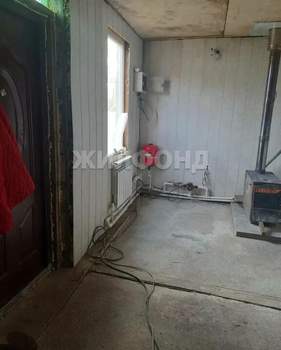 Дом 102м&sup2;, 2-этажный, участок 6 сот.  