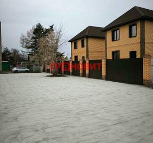 Дом 180м&sup2;, 3-этажный, участок 6 сот.  