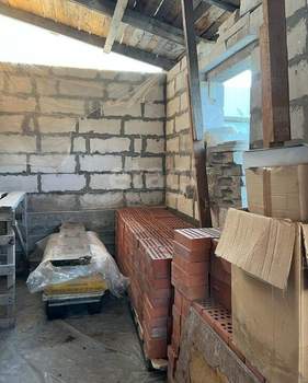 Дом 280м&sup2;, 3-этажный, участок 6 сот.  