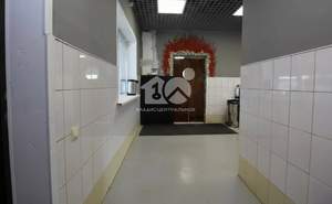 Дом 200м&sup2;, 3-этажный, участок 4 сот.  