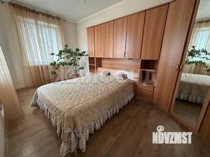 Коттедж 292м², 3-этажный, участок 13 сот.  