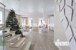 Дом 400м&sup2;, 3-этажный, участок 30 сот.  