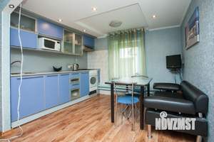 Дом 107м&sup2;, 2-этажный, участок 9 сот.  