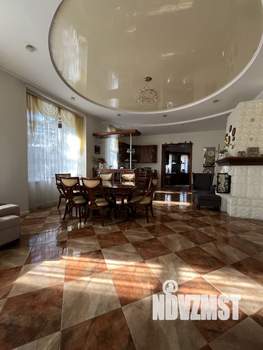 Дача 550м², 3-этажный, участок 13 сот.  