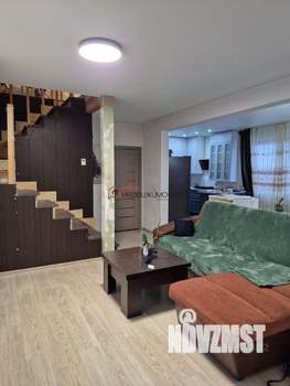 Дом 132м&sup2;, 2-этажный, участок 7 сот.  