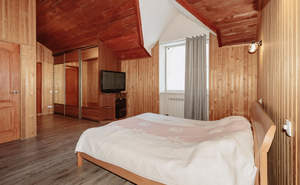 Дом 308м&sup2;, 2-этажный, участок 6 сот.  