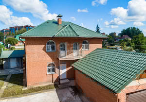Дом 250м², 2-этажный, участок 10 сот.  
