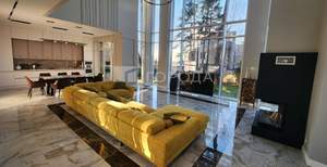 Дом 251м², 2-этажный, участок 11 сот.  