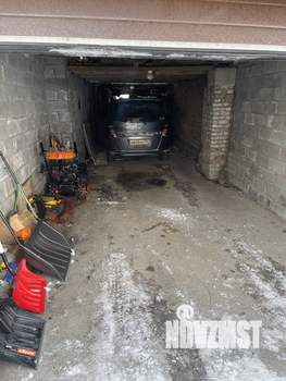 Дом 180м&sup2;, 2-этажный, участок 4 сот.  