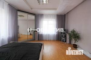 Таунхаус 265м², 3-этажный, участок 4 сот.  