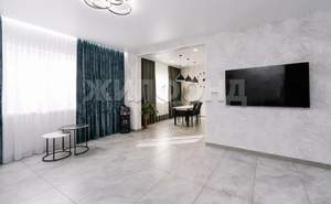 Дом 220м&sup2;, 2-этажный, участок 2 сот.  