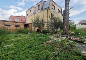 Дом 226м&sup2;, 3-этажный, участок 5 сот.  