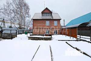 Дом 253м&sup2;, 3-этажный, участок 8 сот.  