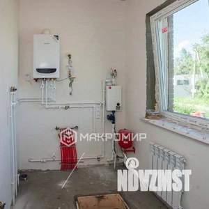 Дом 100м&sup2;, 1-этажный, участок 6 сот.  