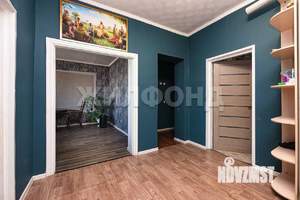 Коттедж 217м², 3-этажный, участок 12 сот.  