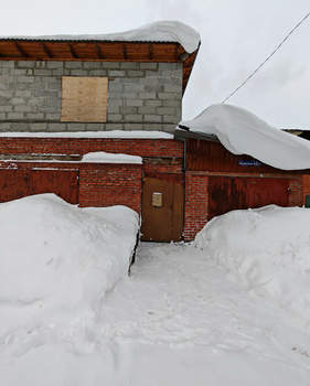 Дом 270м&sup2;, 3-этажный, участок 7 сот.  